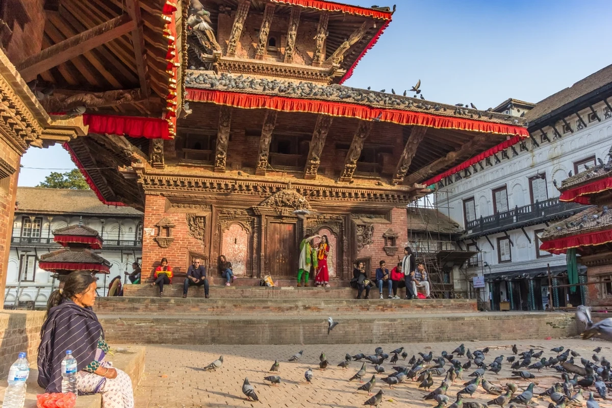 Anita Chand, 16-letnia dziewczyna z Nepalu zmarła w trakcie rytuału chhaupadi, w czasie którego menstruujące kobiety są zmuszane do zamieszkania poza swoimi domami. Aktywiści, którzy walczą z tą tradycją, twierdzą, że ich wysiłki zastopowała pandemia Covid.