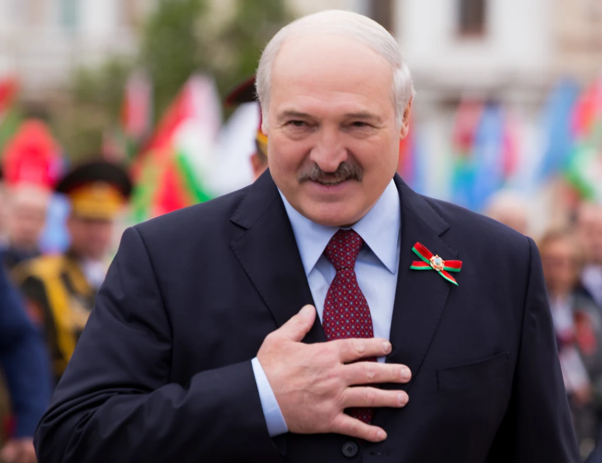 "Sama zmiana narracji absolutnie nie wystarczy" - tak wiceminister polskiej dyplomacji Paweł Jabłoński skomentował w rozmowie z RMF FM słowa Aleksandra Łukaszenki. Białoruski dyktator zapowiedział w piątek w Mińsku, że jest gotowy poprawić stosunki białorusko-polskie.