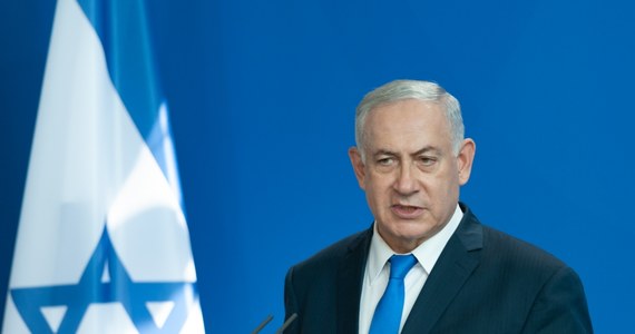 Premier Izraela Benjamin Netanjahu krytycznie odniósł się do informacji o porozumieniu między USA a Iranem, na mocy którego Teheran miałby spowolnić swój program wzbogacania uranu w zamian za złagodzenie sankcji.