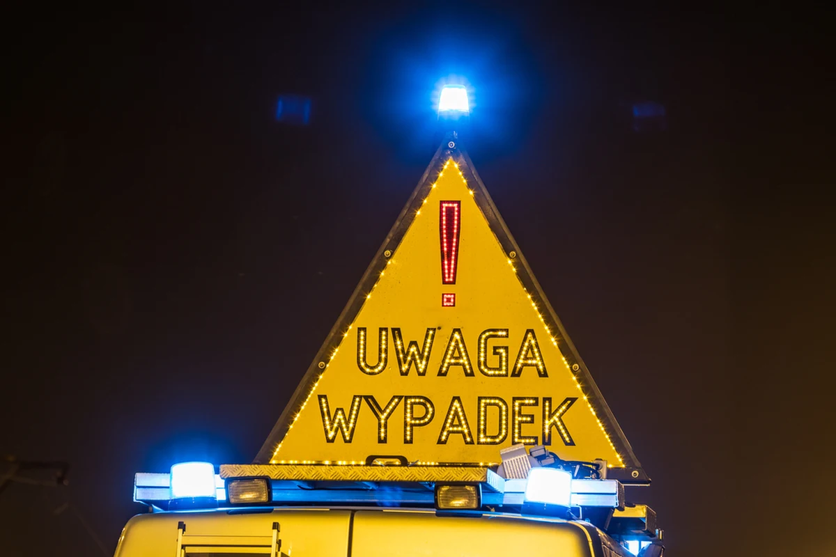 ​Cztery osoby zostały ranne w zderzeniu dwóch samochodów osobowych na autostradzie A4 na łącznicy węzła Pietrzykowice.