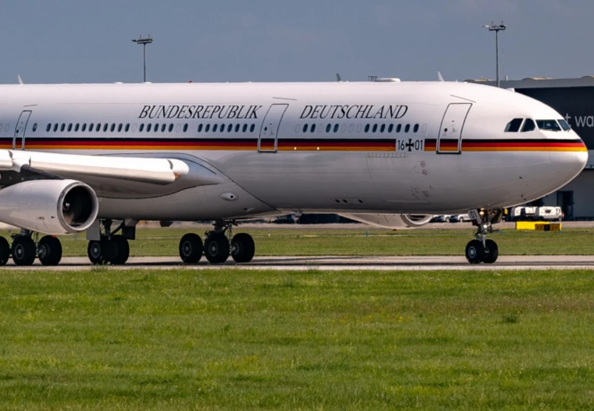 Dwa airbusy A340 znajdujące się we flocie niemieckich samolotów rządowych zostaną wycofane z użytku – taką informację przekazał rzecznik Luftwaffe po wczorajszej awarii maszyny, którą leciała minister spraw zagranicznych RFN Annalena Baerbock.