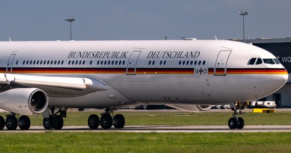 Dwa airbusy A340 znajdujące się we flocie niemieckich samolotów rządowych zostaną wycofane z użytku – taką informację przekazał rzecznik Luftwaffe po wczorajszej awarii maszyny, którą leciała minister spraw zagranicznych RFN Annalena Baerbock.