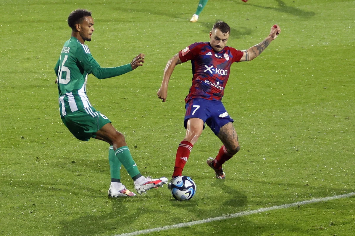 Piłkarze Rakowa Częstochowa po wygranej na wyjeździe z Arisem Limassol 1:0 awansowali do decydującej rundy eliminacji Ligi Mistrzów. Pierwsze spotkanie polski zespół wygrał 2:1.