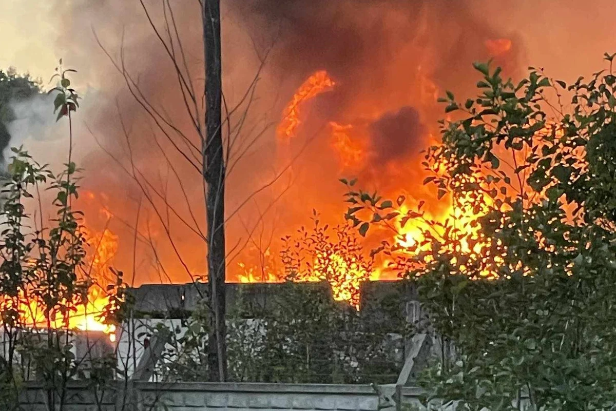 Na terenie składowiska odpadów w Woli Duckiej koło Otwocka na Mazowszu wybuchł we wtorek pożar. Informację, którą otrzymaliśmy na Gorącą Linię RMF FM, potwierdziły nam służby. Ogień został już dogaszony. 