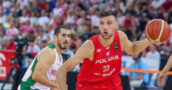 Polscy koszykarze pokonali w Gliwicach Portugalię 78:65  (17:10, 18:14, 18:17, 25:24) w swoim trzecim, ostatnim meczu grupy B turnieju prekwalifikacyjnego grupy B do igrzysk olimpijskich Paryż 2024. 