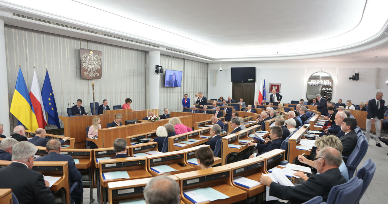 Senat, środę, zgłosił, poprawek, ustawy, budżetowej, 2024, roku, Ustawa, trafi, teraz, biurko, Andrzeja, Dudy, budżetowa, jest,  Jest decyzja Senatu ws. budżetu. Teraz czas na ruch prezydenta