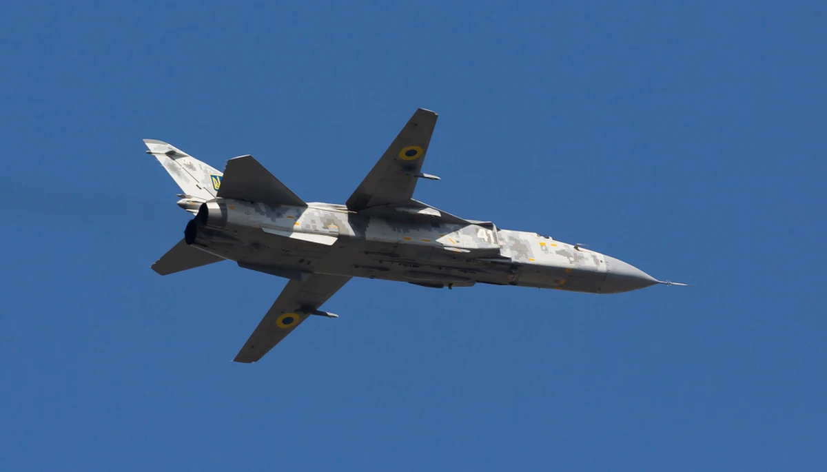 Nadeszły trudne czasy dla ukraińskich lotników. Z powodu nasilenia rosyjskich ataków w głąb Ukrainy, ukraińscy piloci muszą nieustannie przemieszczać się pomiędzy dziesiątkami wojskowych baz lotniczych i lotnisk cywilnych.