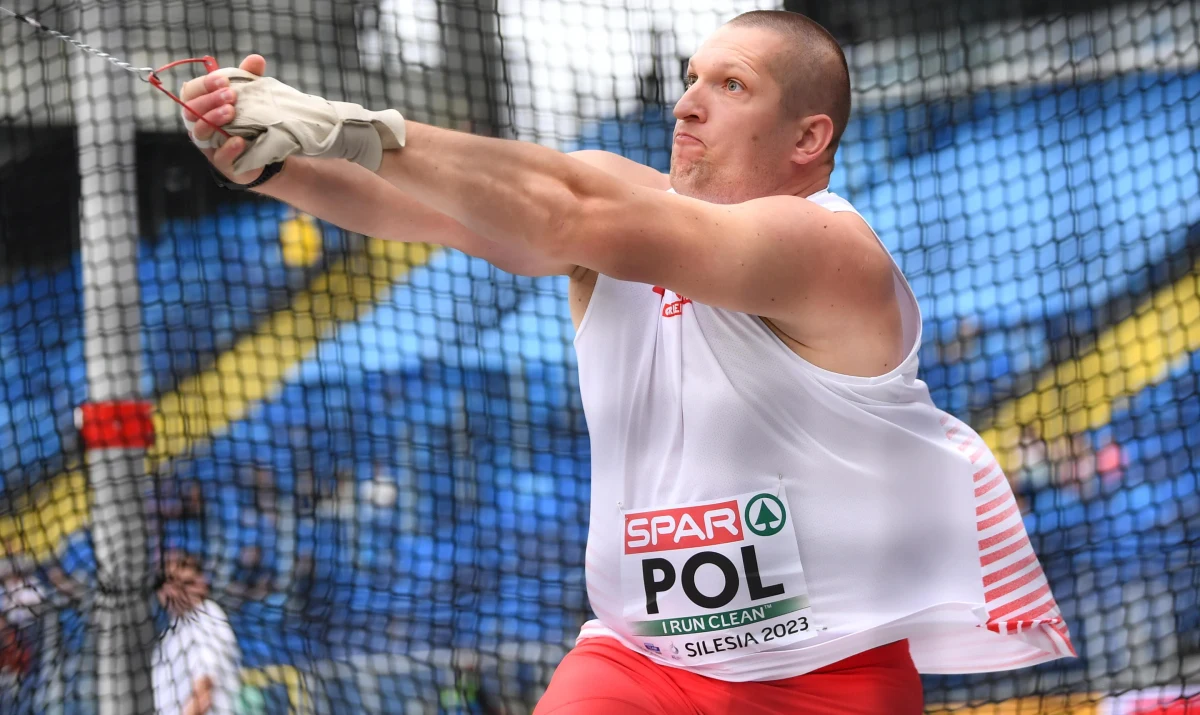 Już w sobotę w Budapeszcie rozpoczną się mistrzostwa świata w lekkoatletyce. Jesteśmy przyzwyczajeni do dużych sukcesów w tej dziedzinie, ale wszystko wskazuje, że tym razem może być inaczej. "Trzeba sobie jasno powiedzieć, że zawodnicy, którzy mają już grubo powyżej trzydziestki, nawet jeżeli jeszcze byli dobrzy rok czy dwa lata temu, wcale nie muszą nam teraz gwarantować sukcesu" - mówił na antenie internetowego Radia RMF24 Robert Korzeniowski, czterokrotny mistrz olimpijski w chodzie.