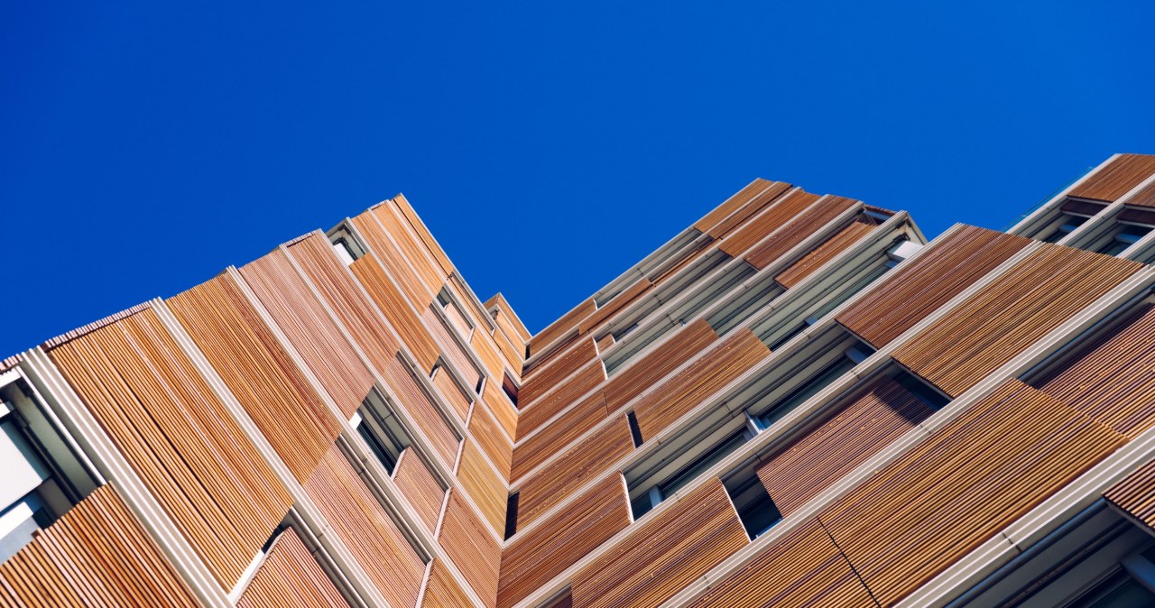 The Russians are planning to build multi-storey blocks of flats made of wood. Residents are distrustful