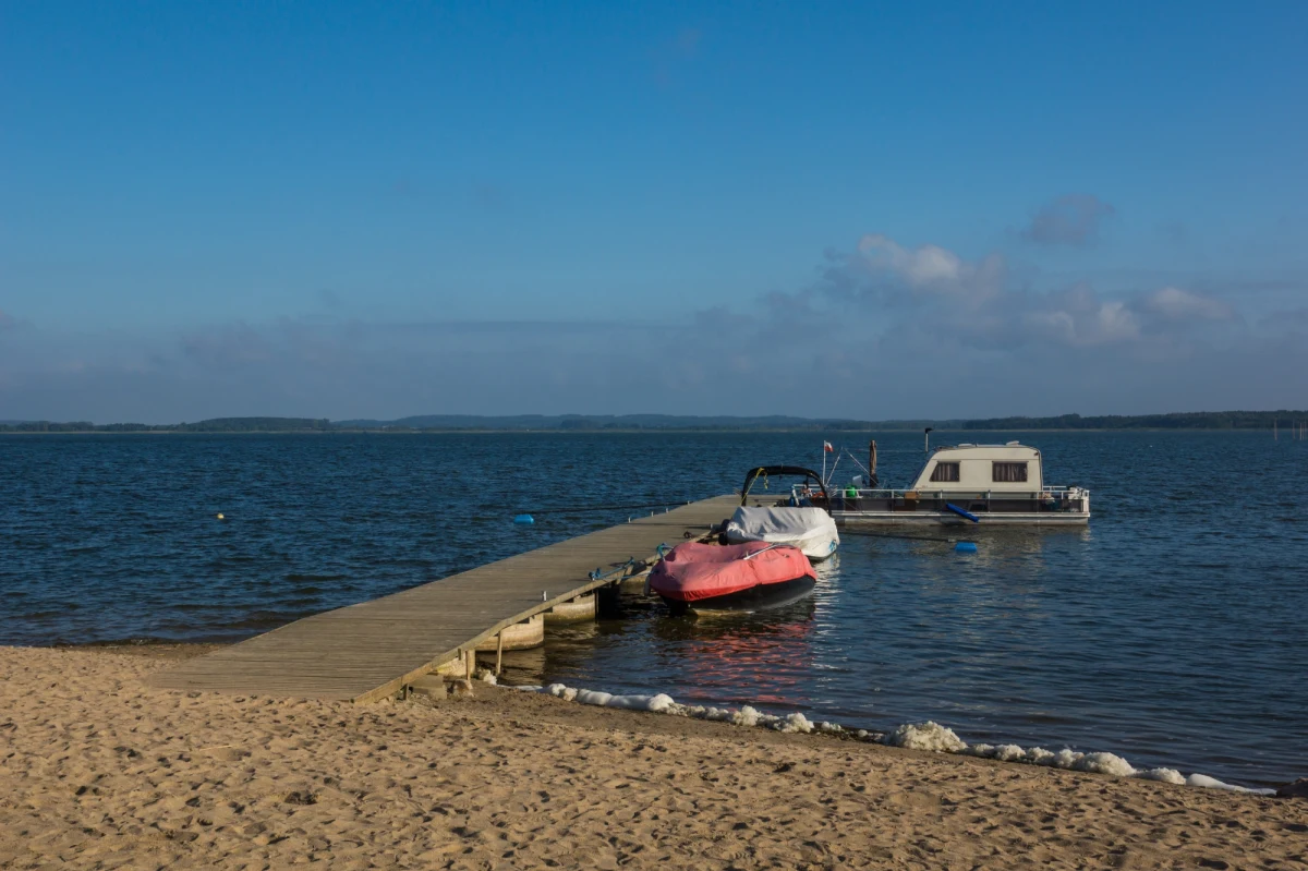 76-letni mężczyzna utonął w czwartek w jeziorze Śniardwy. Od początku maja na Warmii i Mazurach utonęło 14 osób - podały w czwartek straż pożarna i policja.