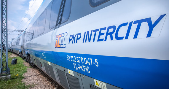 W podłódzkim Zgierzu wykoleił się pociąg pasażerski relacji Płock - Katowice, którym podróżowało ok. 120 osób. Na szczęście nikomu nic się nie stało.