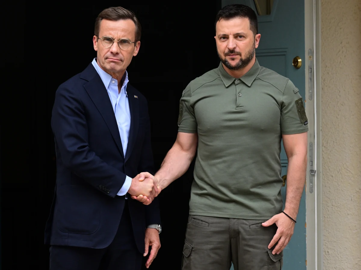 Prezydent Ukrainy Wołodymyr Zełenski poinformował, że przebywa z wizytą w Szwecji, gdzie spotka się z najwyższymi władzami kraju. "Celem wizyty jest wzmocnienie armii ukraińskiej na lądzie i w powietrzu" - napisał Zełenski w mediach społecznościowych.