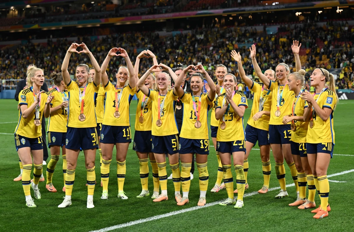 Reprezentacja Szwecji pokonała w Brisbane Australię 2:0 i zdobyła brązowy medal piłkarskich mistrzostw świata kobiet, które odbywają się w Australii i Nowej Zelandii. Jutro finał, w którym Hiszpanki zmierzą się z reprezentantkami Anglii.