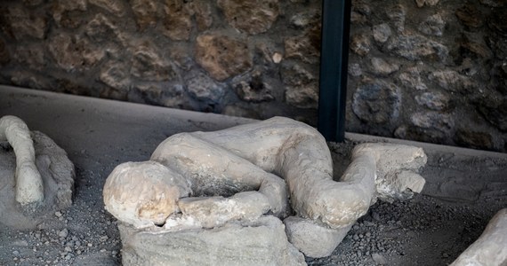 ​Życie niewolników w starożytnych Pompejach można zrekonstruować dzięki kolejnemu odkryciu w pobliżu murów miasta, zniszczonego w wyniku erupcji Wezuwiusza w 79 roku naszej ery. 