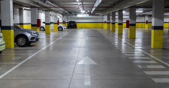Budowa parkingu wielopoziomowego w Łodzi wkracza w kolejny etap. Od dziś (21 sierpnia) utrudnienia na Al. Kościuszki.