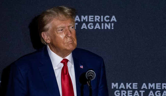 Trump zapowiada, że odda się w ręce władz i zostanie zatrzymany