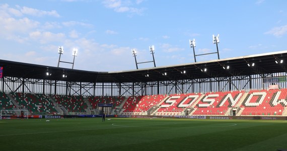 FC Kopenhaga - zespół, który we wtorek wygrał 1:0 w pierwszym meczu czwartej rundy kwalifikacji do Ligi Mistrzów z Rakowem Częstochowa - uważa, że brak decyzji o jego opóźnieniu z powodu trwającej w Sosnowcu burzy był skandalem.