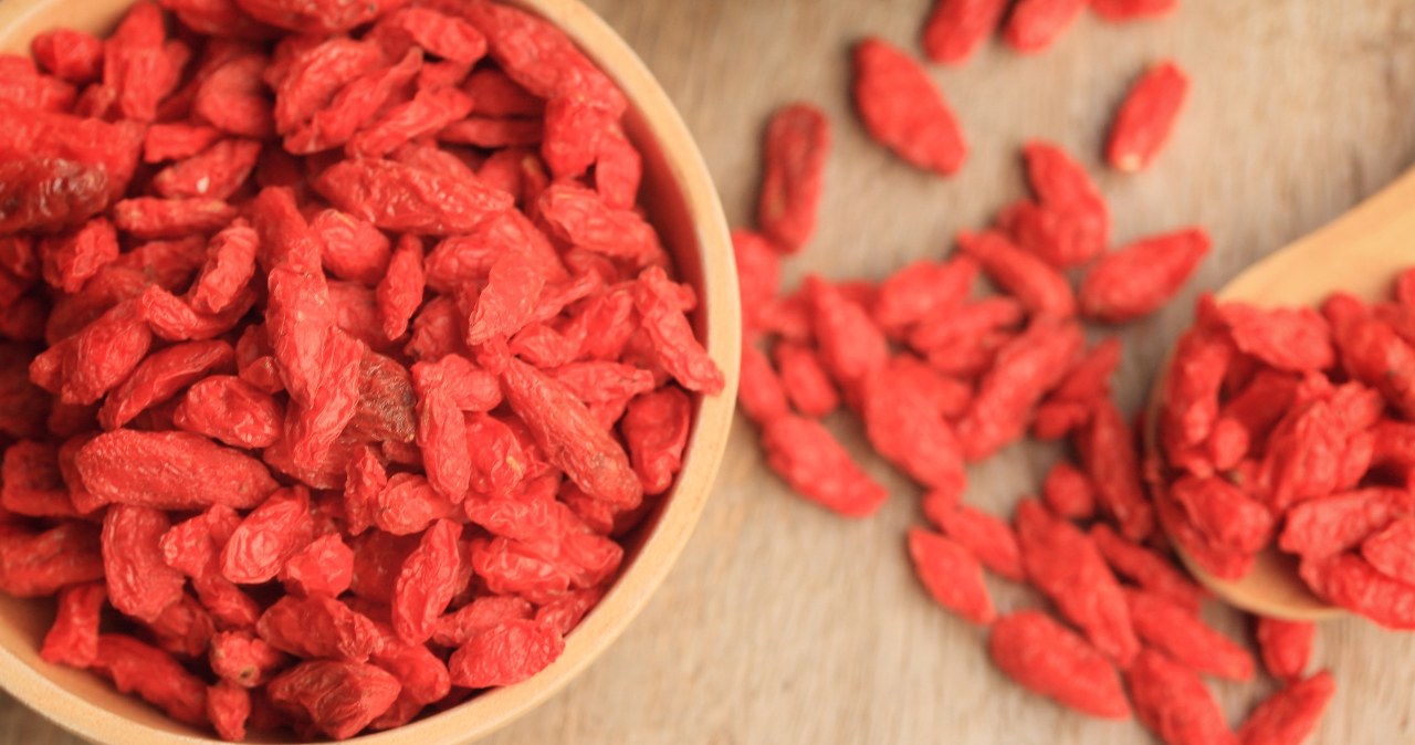 Te czerwone owoce działają cuda. Wystarczy niewielka porcja