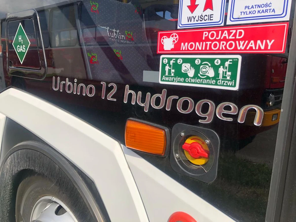 Już w pierwszych dniach września mieszkańcy Lublina będą mieli okazję poruszać się po mieście ekologicznym, zeroemisyjnym autobusem. Pojazd wyprodukowany został przez polską firmę Solaris pod Poznaniem, a sfinansowany w całości ze środków Unii Europejskiej.