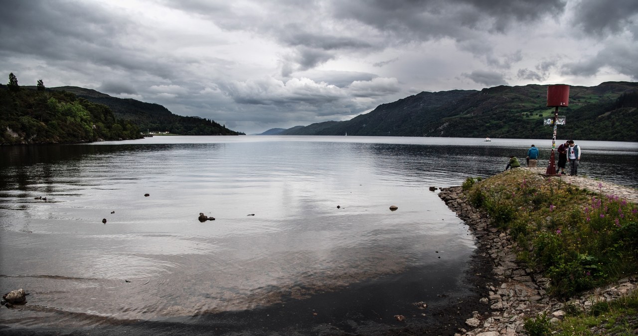 Naukowcy po raz pierwszy przebadali wody słynnego jeziora za pomocą kamery holograficznej, co doprowadziło do zaskakującego odkrycia. Czyżby Nessie nie była sama i w Loch Ness żyły też inne potwory? 