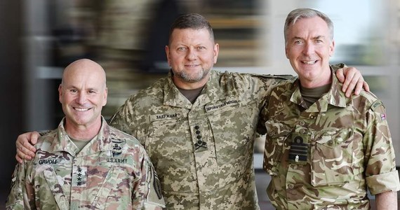 W połowie sierpnia na granicy polsko-ukraińskiej doszło do spotkania ukraińskiego dowództwa wojskowego z najwyższymi rangą wojskowymi Sojuszu Północnoatlantyckiego - poinformował brytyjski dziennik "The Guardian". Rozmowy dotyczyły ukraińskiej strategii w obliczu trwającej kontrofensywy.