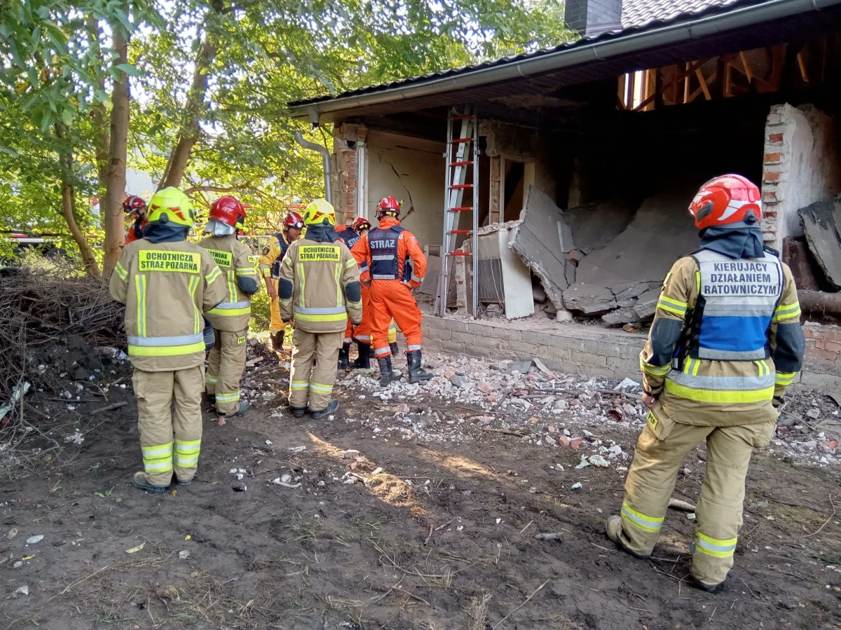 Jedna osoba została ranna w wyniku zawalenia się ściany budynku jednorodzinnego w Biskupicach (powiat kluczborski) w województwie opolskim. Najprawdopodobniej doszło tam do wybuchu gazu.