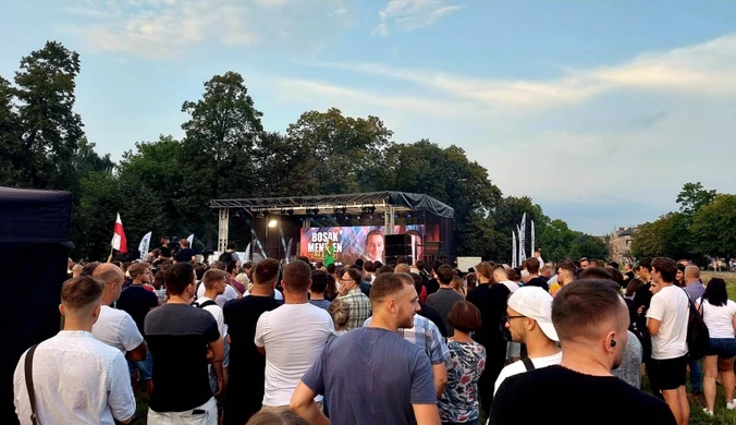 Natalia ma dość rozdawnictwa, Wojciech wierzy w zmianę. Kim są wyborcy Konfederacji?