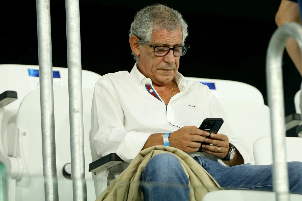 Trener reprezentacji Polski Fernando Santos ogłosi w czwartek listę piłkarzy powołanych na wrześniowe mecze eliminacji mistrzostw Europy - z Wyspami Owczymi u siebie i z Albanią na wyjeździe. Zgrupowanie kadry rozpocznie się 4 września w Warszawie. Kilku graczy narzeka na kontuzje.
