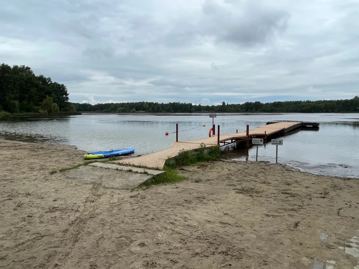 W Katowicach wypięknieje kolejne miejsce wypoczynku - trwa rewitalizacja obszaru, na którym znajdują się stawy Hubertus, Borki i Morawa. Te dwa ostatnie zostaną połączone, a cały teren o powierzchni ponad 150 hektarów Katowice nazywają... Doliną Pięciu Stawów.
