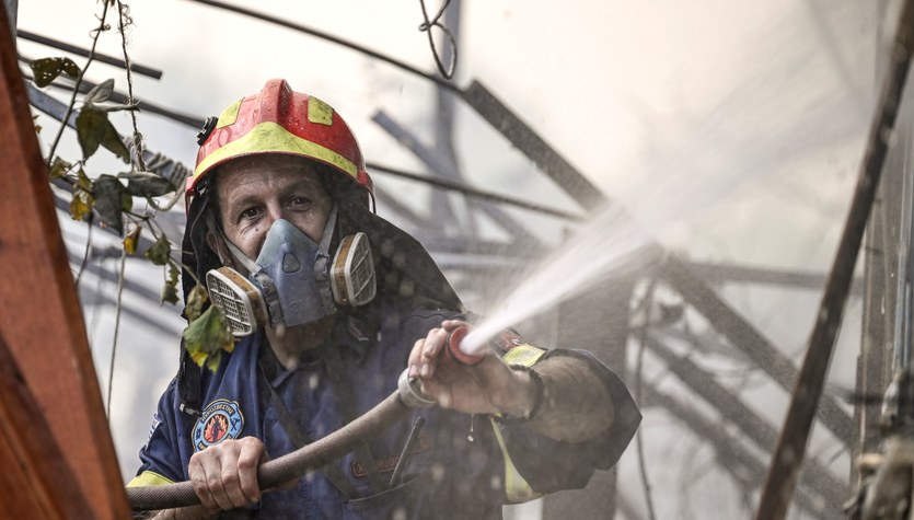 Recordul infam al incendiilor din Grecia.  Mii de evacuați, sute de pompieri