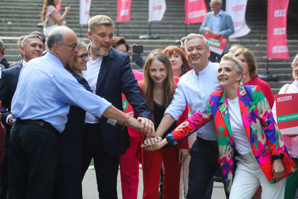Włodzimierz Czarzasty "jedynką" w Sosnowcu, Krzysztof Gawkowski - w Bydgoszczy, Adrian Zandberg - w Warszawie, a Tomasz Trela - w Łodzi. We wtorek w Warszawie oficjalnie zaprezentowano liderów list wyborczych Nowej Lewicy do Sejmu w całym kraju. Magdalena Biejat wystartuje do Senatu z Warszawy.