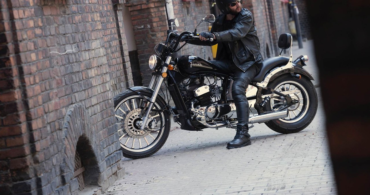 Najtańsze nowe chińskie motocykle 125. Tanio kupisz, a co z serwisem?