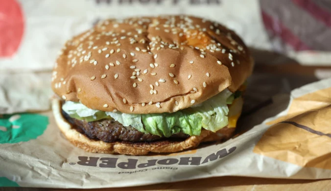 "Burger w reklamach jest większy". Niezadowoleni klienci poszli do sądu