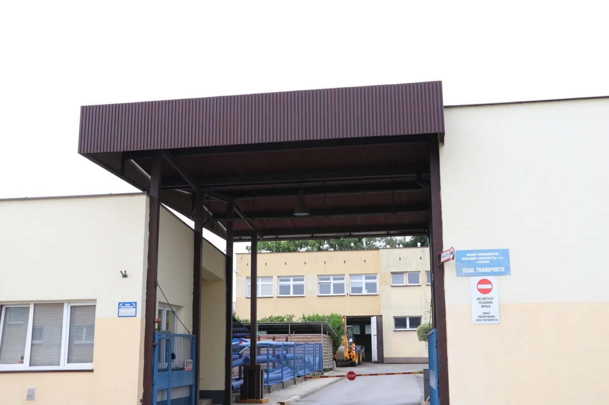 Potwierdzono śmierć 18 osób, które zostały zakażone bakterią legionelli na Podkarpaciu. U kolejnych dwóch pacjentów potwierdzono zakażenie - poinformował w czwartek sanepid.