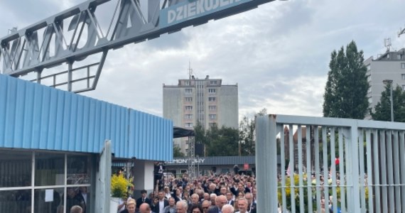 W Gdańsku trwają obchody 43. rocznicy podpisania Porozumień Sierpniowych. Na placu Solidarności głos zabrali m.in. Lech Wałęsa i Henryka Krzywonos-Strycharska. 
