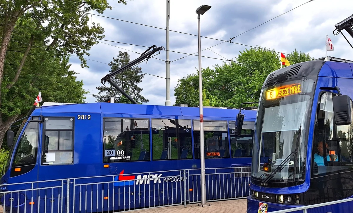 ​Od niedzieli 3 września we Wrocławiu zacznie obowiązywać nowy powakacyjny rozkład jazdy komunikacji miejskiej. Dzięki zakończonej inwestycji trasy autobusowo-tramwajowej na Nowy Dwór komunikacja dotrze na to wielkie osiedle. Zmienią się też trasy innych linii.