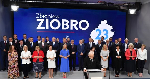 Ponad połowa list wyborczych Prawa i Sprawiedliwości do Sejmu będzie miała nowych liderów - innych niż w 2019 roku. Prezes PiS Jarosław Kaczyński ogłosił dziś jedynki w poszczególnych okręgach.