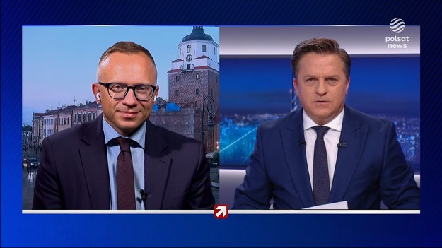 Bogdan Rymanowski zapytał Artura Sobonia, czy wie, z którego okręgu będzie startował w nadchodzących wyborach parlamentarnych.- Domyślam się, ale póki tych list nie ma oficjalnie pokazanych publicznie, to zawsze możliwe są jakieś korekty. Nie ma sensu mówić, który będę na liście. Za chwilę to będzie wszystkim wiadome - powiedział wiceminister finansów. Dodał, że listy "nie są konstruowane, by zapewnić wygodę", a "samodzielne rządy po wyborach".Prowadzący zapytał wiceministra, czy decyzja o starcie Jarosława Kaczyńskiego z Kielc oznacza, że PiS "odpuszcza sobie Warszawę, bo wie, że nie ma szans na wygraną". - Warszawa nie jest pępkiem świata - powiedział Soboń. - To nie jest plebiscyt mieszkańców Warszawy, tylko wybory, które odbywają się w całej Polsce (...) O ostatecznym wyniku zadecydują Polacy w poszczególnych okręgach, gdzie będziemy liczyć liczbę mandatów, która jest do zdobycia. Dla nas najważniejsze, by była ona jak największa, by móc zdobyć więcej niż 230 mandatów - dodał. 