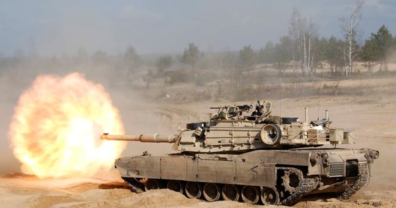Pierwsza partia amerykańskich czołgów Abrams dotrze na Ukrainę w połowie września – podaje Politico, powołując się na dwa źródła, w tym z Departamentu Obrony USA. Chodzi o 10 maszyn.