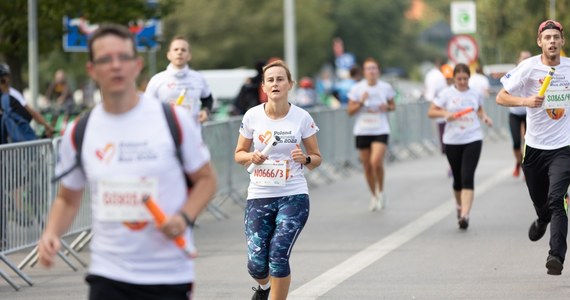 Wsparcie osób po amputacjach i niepełnosprawnych ruchowo to cel charytatywnego biegu Poland Business Run. 9 tysięcy osób pokona trasę wokół Krakowskich Błoń. Pozostali uczestnicy biegną w swoich miastach i zliczają kilometry. Będą także w Poznaniu.