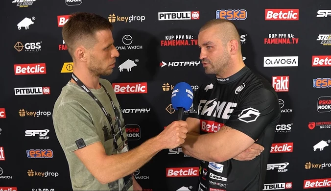Tomasz „Zadyma” Gromadzki wygrywa z Piotrem „Tyborim” Tyburskim. FAME MMA 19