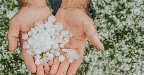 Instytut Meteorologii i Gospodarki Wodnej wydał nowe ostrzeżenia pierwszego stopnia przed burzami z gradem. Dotyczą one części powiatów Podkarpacia, Małopolski i Lubelszczyzny. 