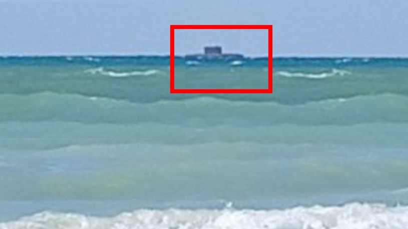 Rosjanie uwiecznili na zdjęciach rosyjski okręt podwodny projektu 636.3 "Warszawianka". Ukraińska armia, dzięki temu mogła przygotować Odessę na atak pocisków Kalibr.