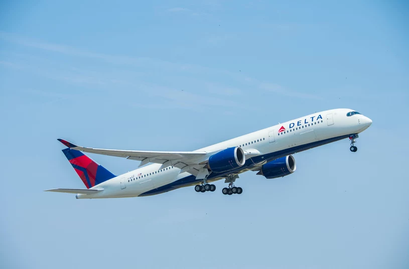 Pożar silnika w Airbusie A330. Ewakuacja 282 pasażerów