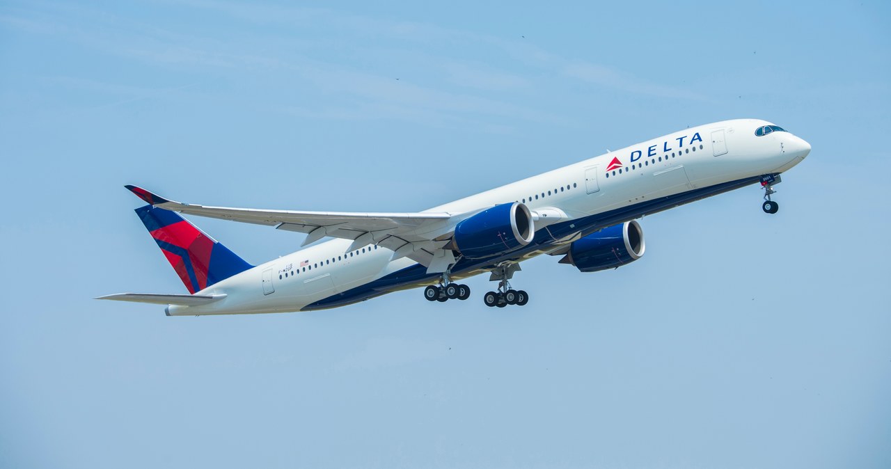Pożar silnika w Airbusie A330. Ewakuacja 282 pasażerów