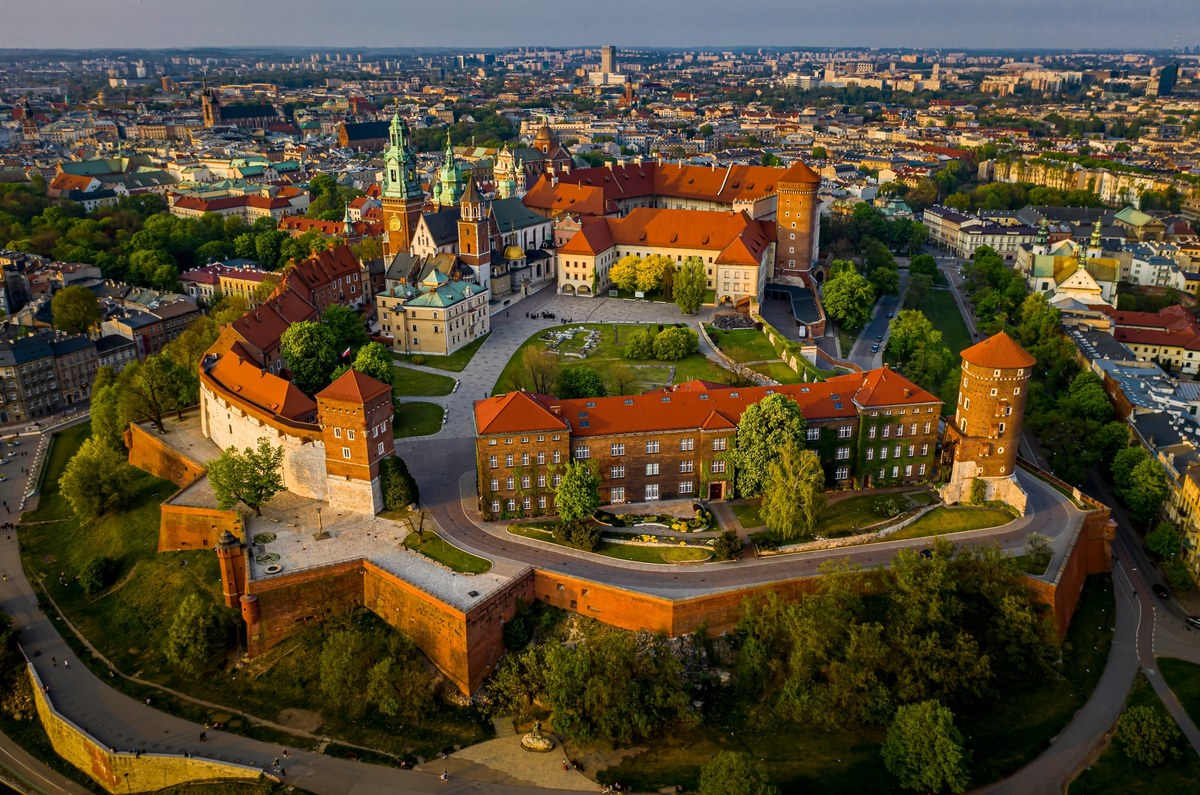 Władysław Kosiniak-Kamysz, Bartłomiej Sienkiewicz i Małgorzata Wassermann - to "jedynki" list wyborczych w okręgach nr 12, 13 i 15 w Małopolsce.  
