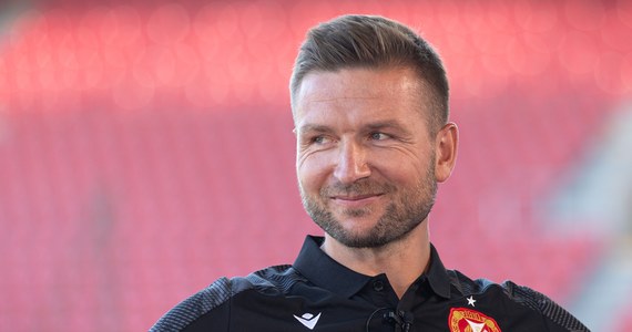 Daniel Myśliwiec został nowym trenerem piłkarzy Widzewa. 37-letni szkoleniowiec w drużynie z Łodzi zastąpił Janusza Niedźwiedzia, który jest pierwszym zwolnionym trenerem w tym sezonie ekstraklasy.