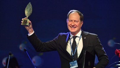 Mark Brzezinski z nagrodą "Człowieka Roku" Forum Ekonomicznego w Karpaczu