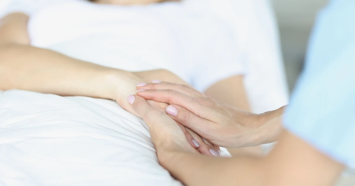 Makabryczne doniesienia z Belgii. Lekarz i dwie pielęgniarki, które przeprowadzały w mieście Oupeye eutanazję 36-letniej Alexiny, udusili ją przy pomocy poduszki. Kobiecie podano zbyt małą ilość środków mających zakończyć jej życie.