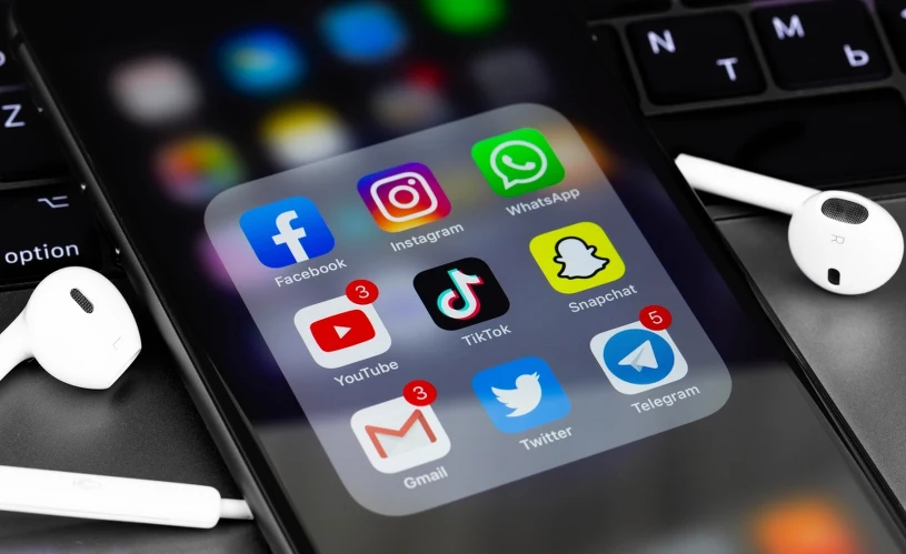 Meta i YouTube dopuściły się zaniedbań. Zapłacą kobiecie 6 mln dolarów